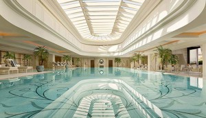 peninsula-hotel-paris-spa-piscine